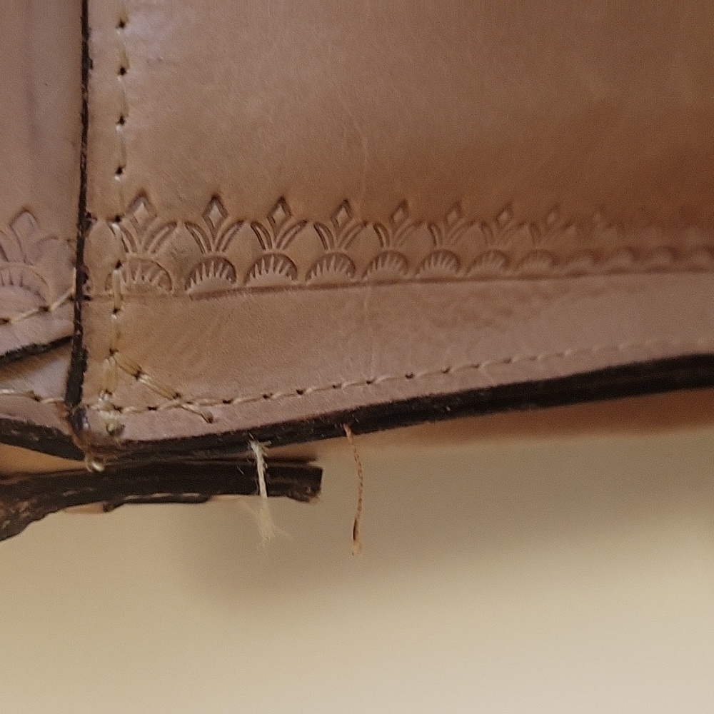 Patricia Nash Tooled Leather crossbody shoulder bag nude - Picture 6 of 11